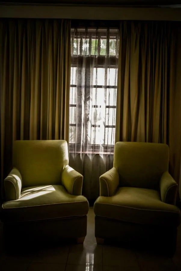 Hotel Blue Bird Negombo 3*,  Sri Lanka
